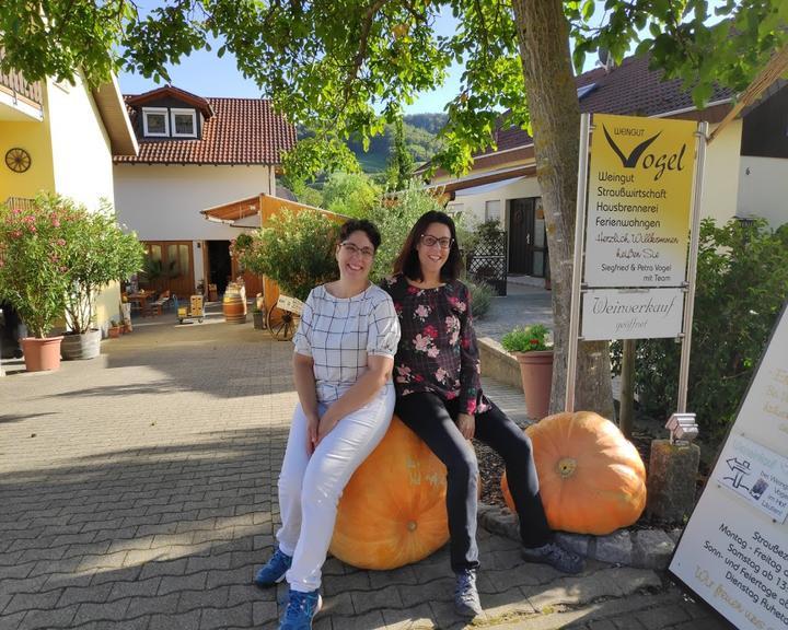 Vogelstrausse & Weingut